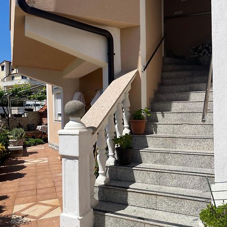 Apartments Ostojic Krk Town Extérieur photo