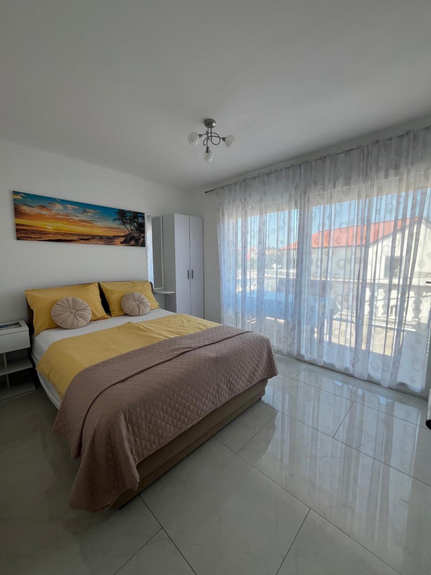 Apartments Ostojic Krk Town Extérieur photo